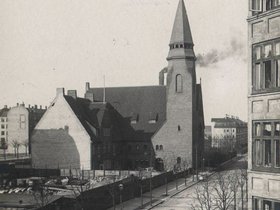 Nyelandsvej med Godthåbskirken opført 1910-11.jpg